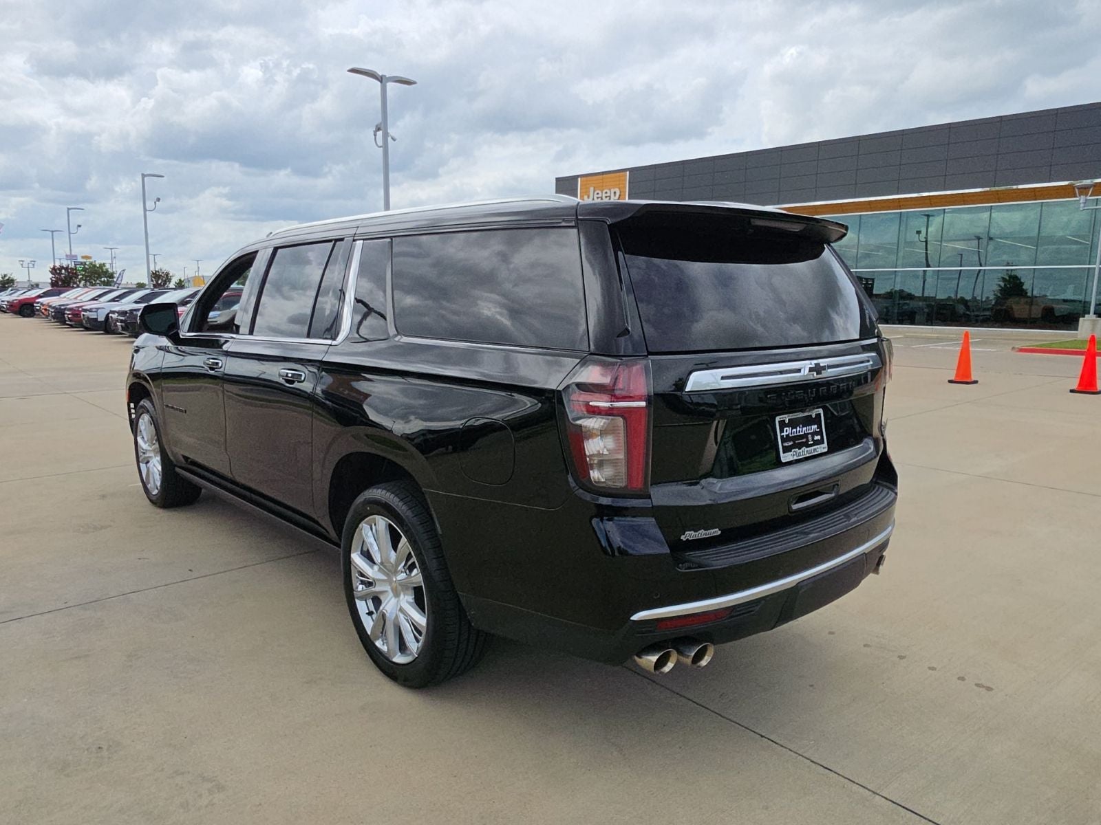 2022 Chevrolet Suburban 4WD High Country