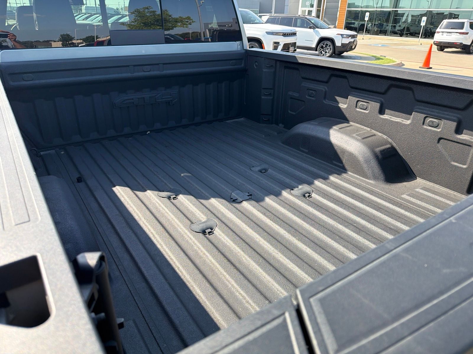 2024 GMC Sierra 2500HD 4WD Crew Cab Standard Bed AT4