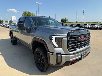 2024 GMC Sierra 2500HD 4WD Crew Cab Standard Bed AT4