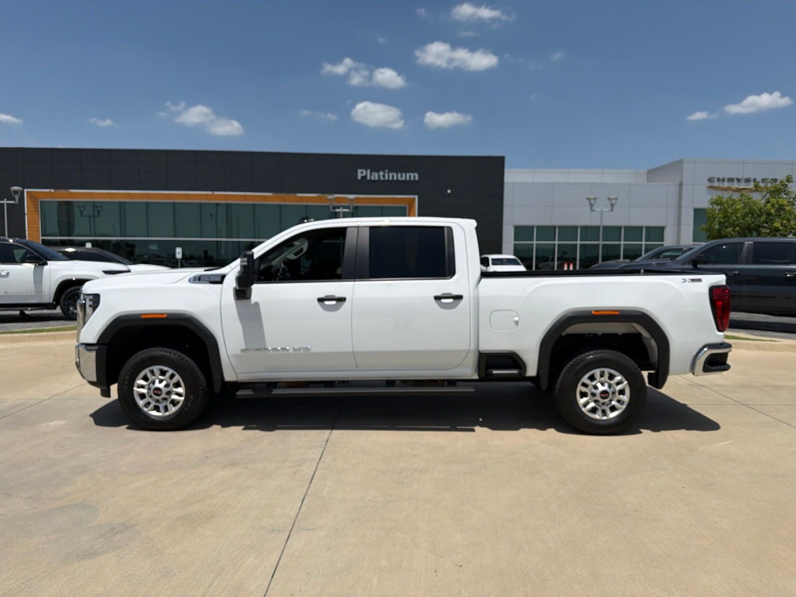 2026 GMC Sierra 2500 HD Crew Cab, Standard Bed, Pro, 4WD