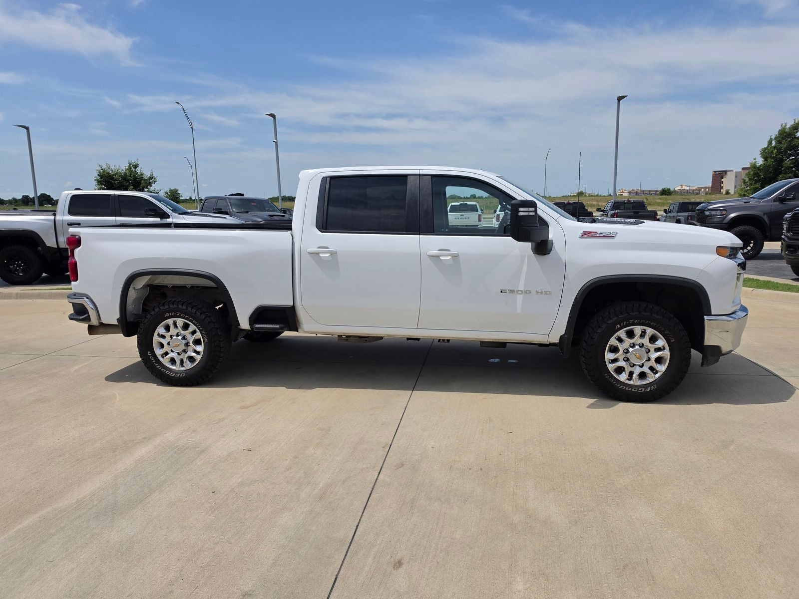2023 Chevrolet Silverado 2500HD 4WD Crew Cab Standard Bed LT