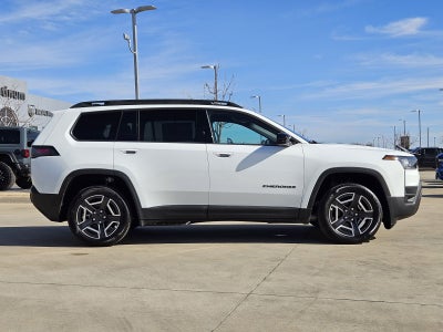 2026 Jeep Cherokee CHEROKEE LAREDO 4X4