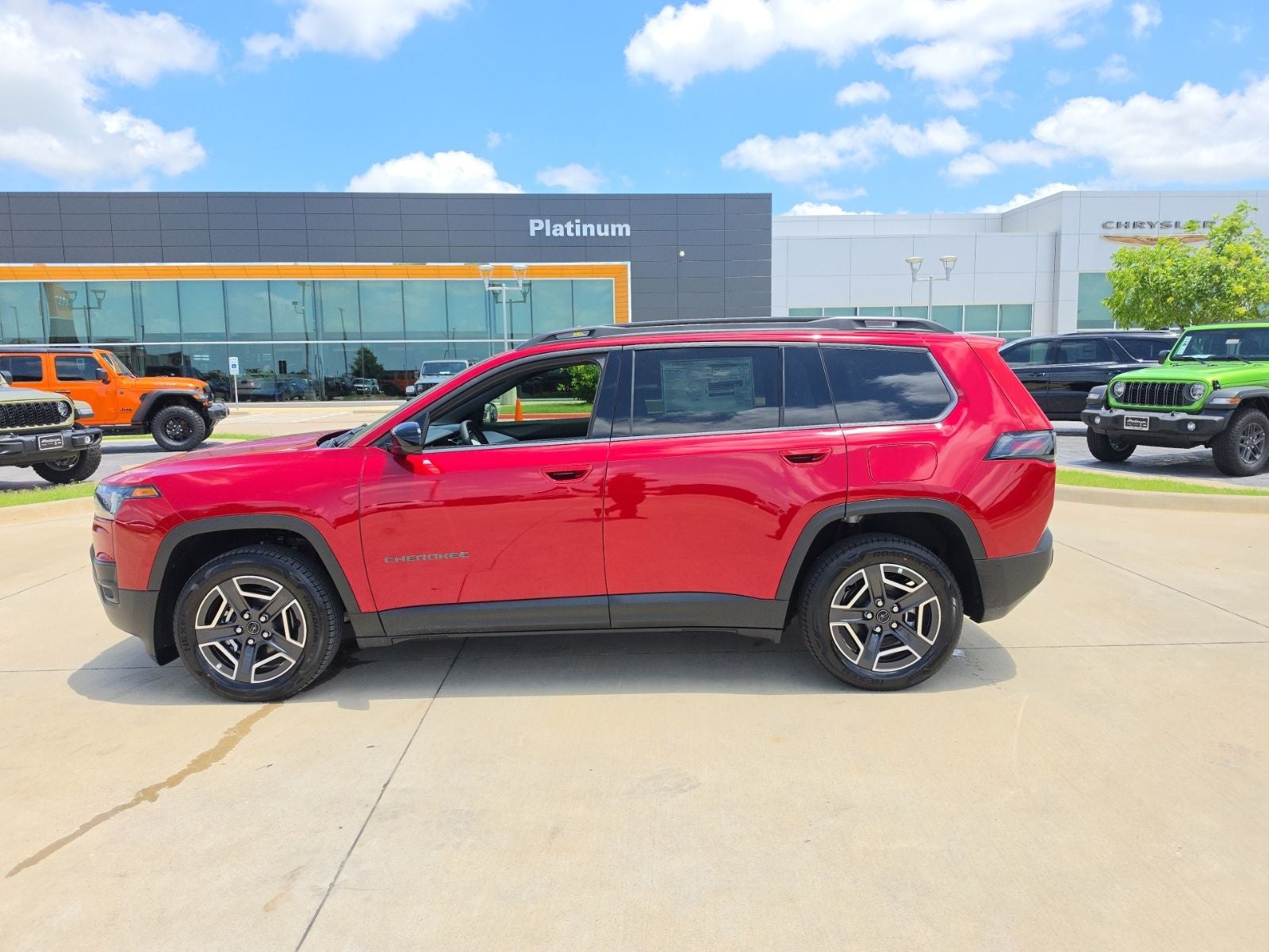 2026 Jeep Cherokee CHEROKEE LAREDO 4X4