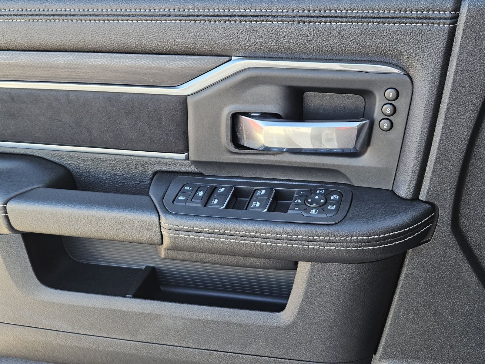 2026 RAM Ram 2500 RAM 2500 LARAMIE CREW CAB 4X4 6'4' BOX