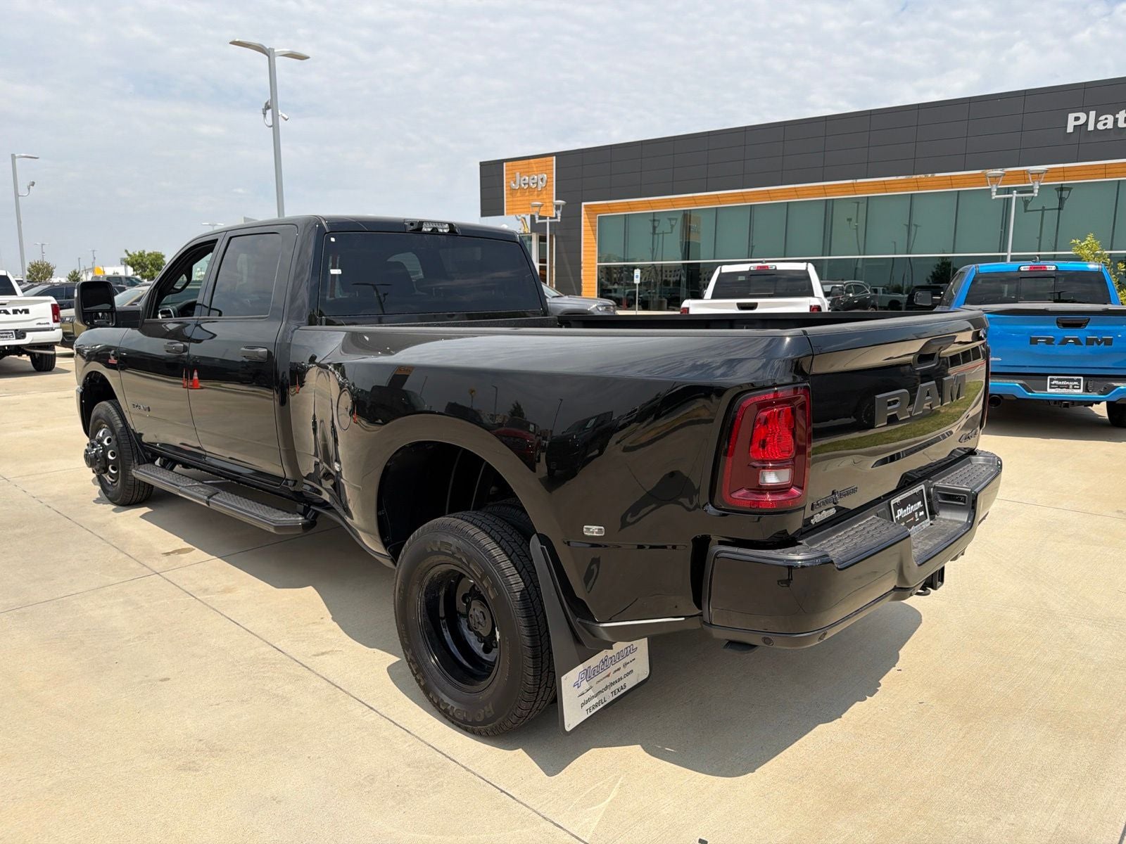 2026 RAM Ram 3500 RAM 3500 LONE STAR CREW CAB 4X4 8' BOX