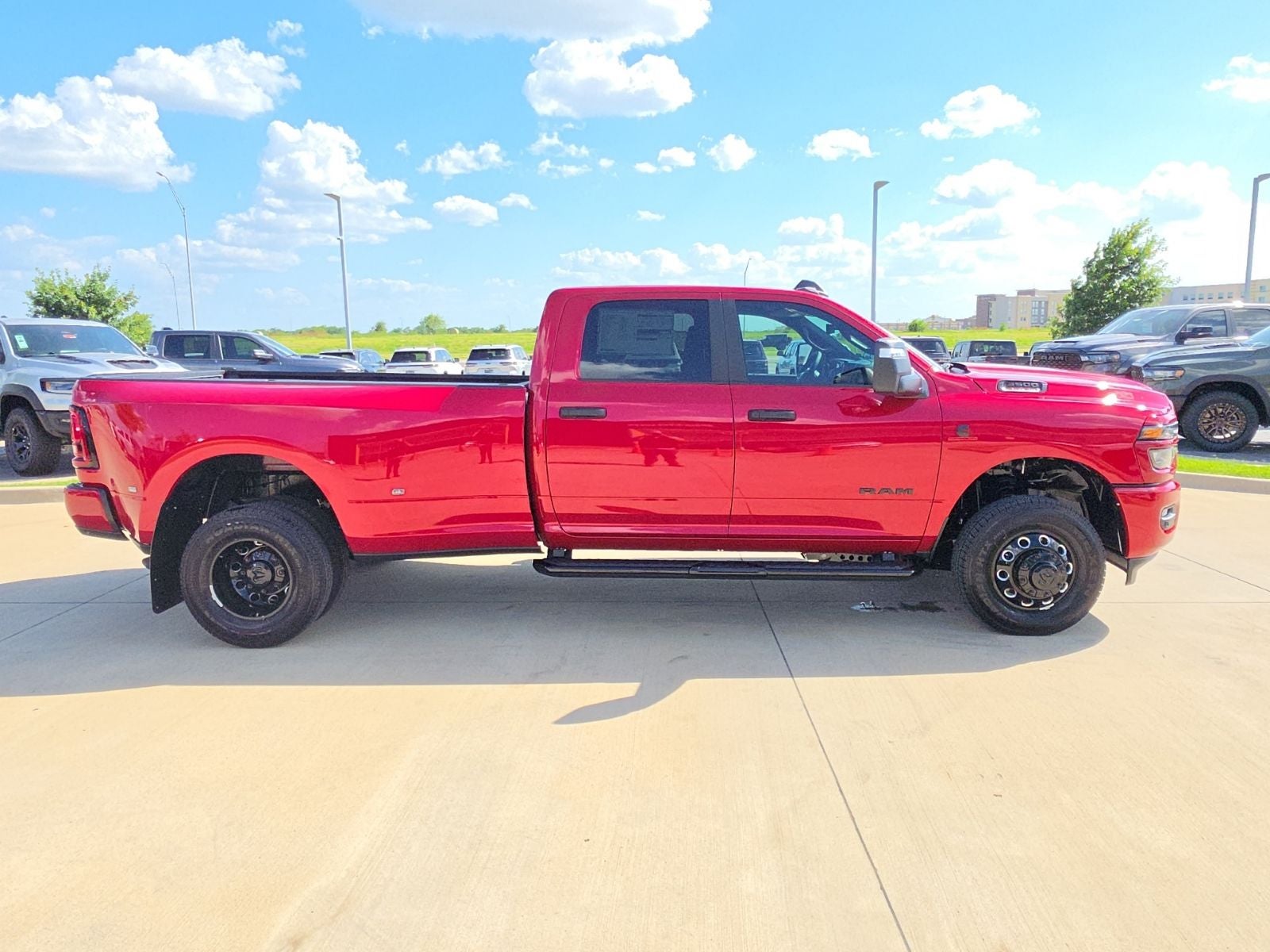 2026 RAM Ram 3500 RAM 3500 LONE STAR CREW CAB 4X4 8' BOX