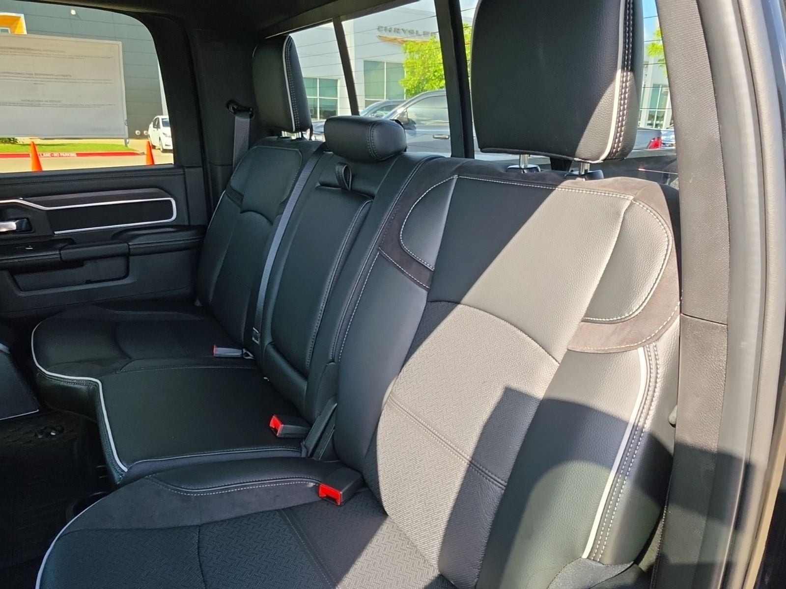 2026 RAM Ram 3500 RAM 3500 LARAMIE CREW CAB 4X4 8' BOX