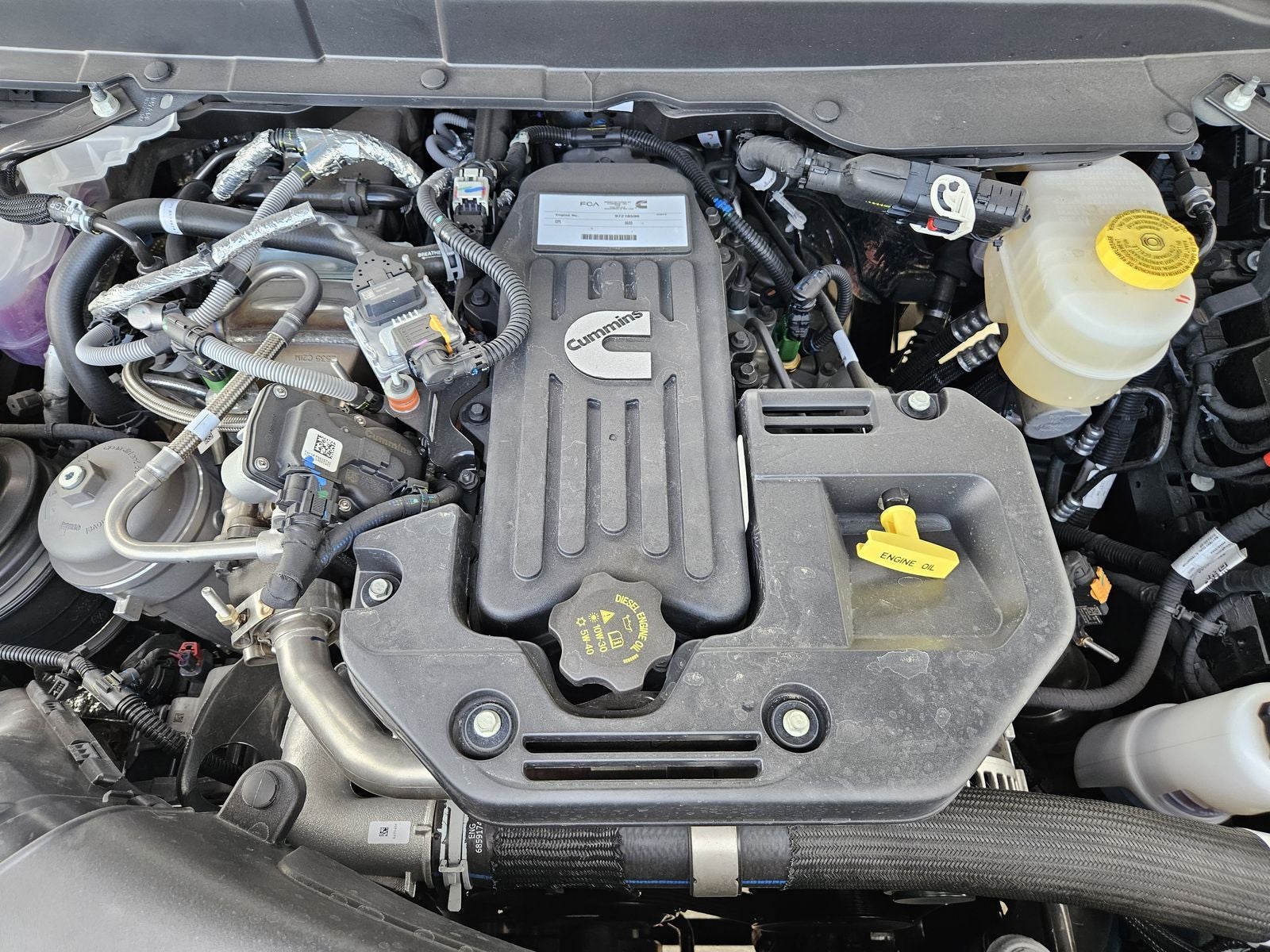 2026 RAM Ram 3500 RAM 3500 LARAMIE CREW CAB 4X4 8' BOX