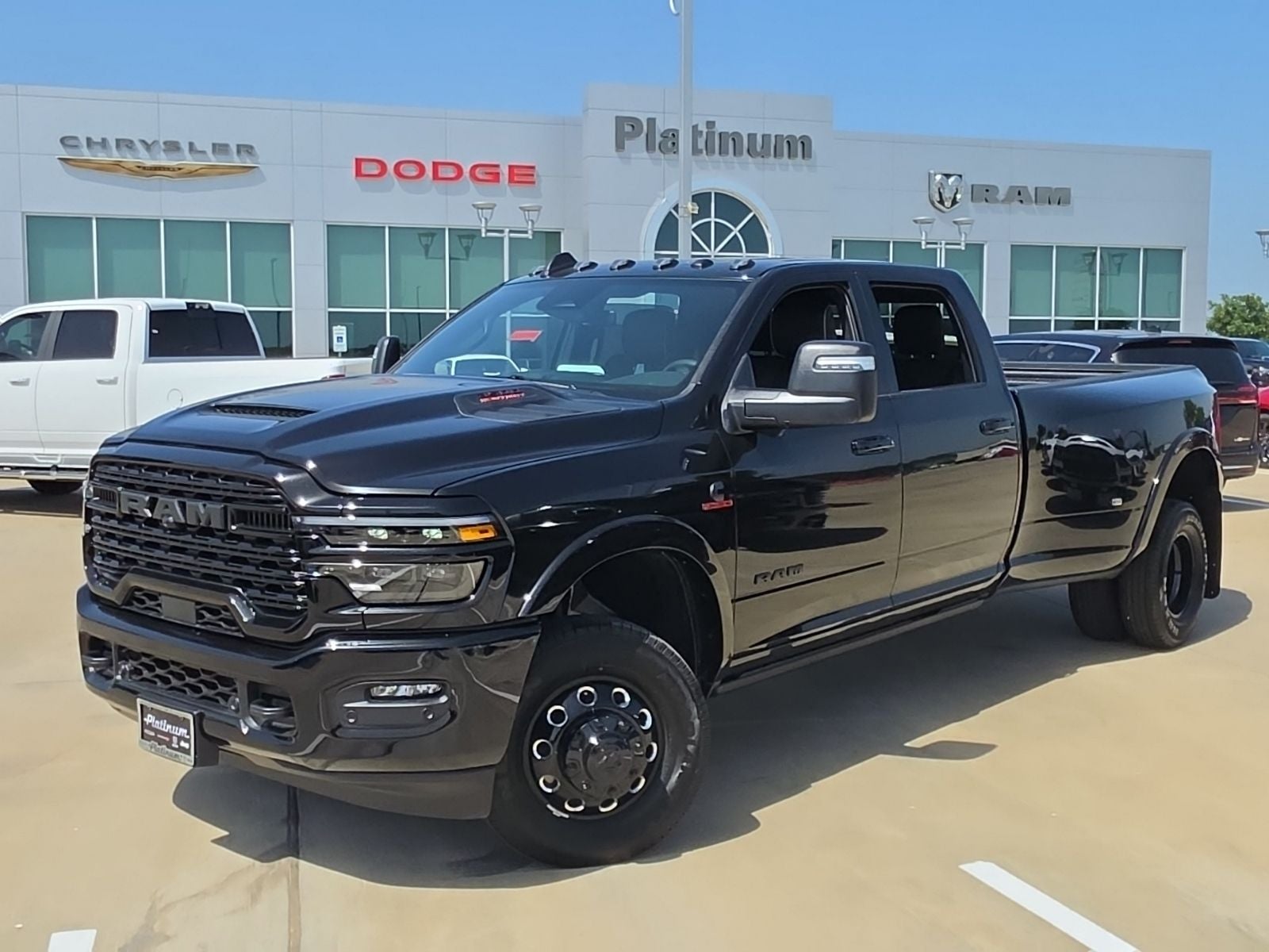 2026 RAM Ram 3500 RAM 3500 LIMITED CREW CAB 4X4 8' BOX