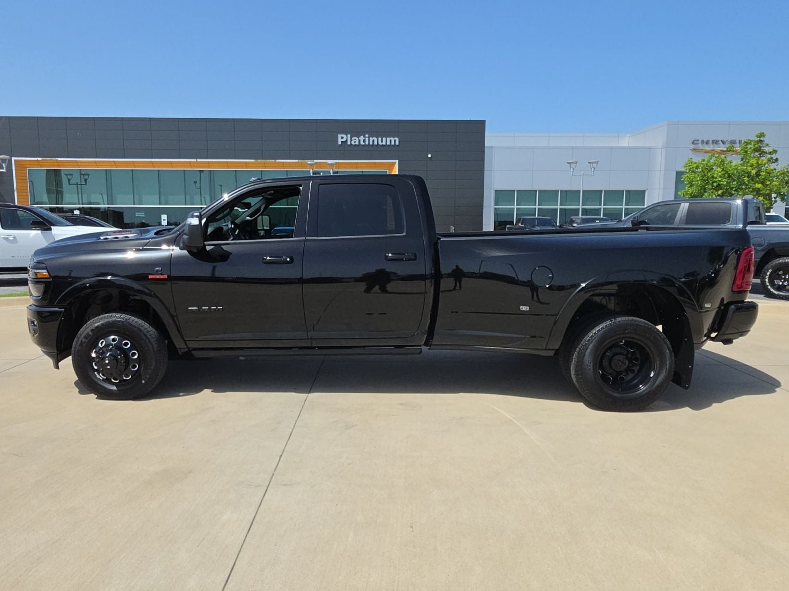 2026 RAM Ram 3500 RAM 3500 LIMITED CREW CAB 4X4 8' BOX