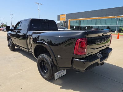 2026 RAM Ram 3500 RAM 3500 LIMITED CREW CAB 4X4 8' BOX
