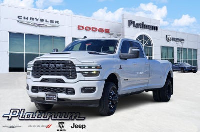 2026 RAM Ram 3500 RAM 3500 LIMITED CREW CAB 4X4 8' BOX