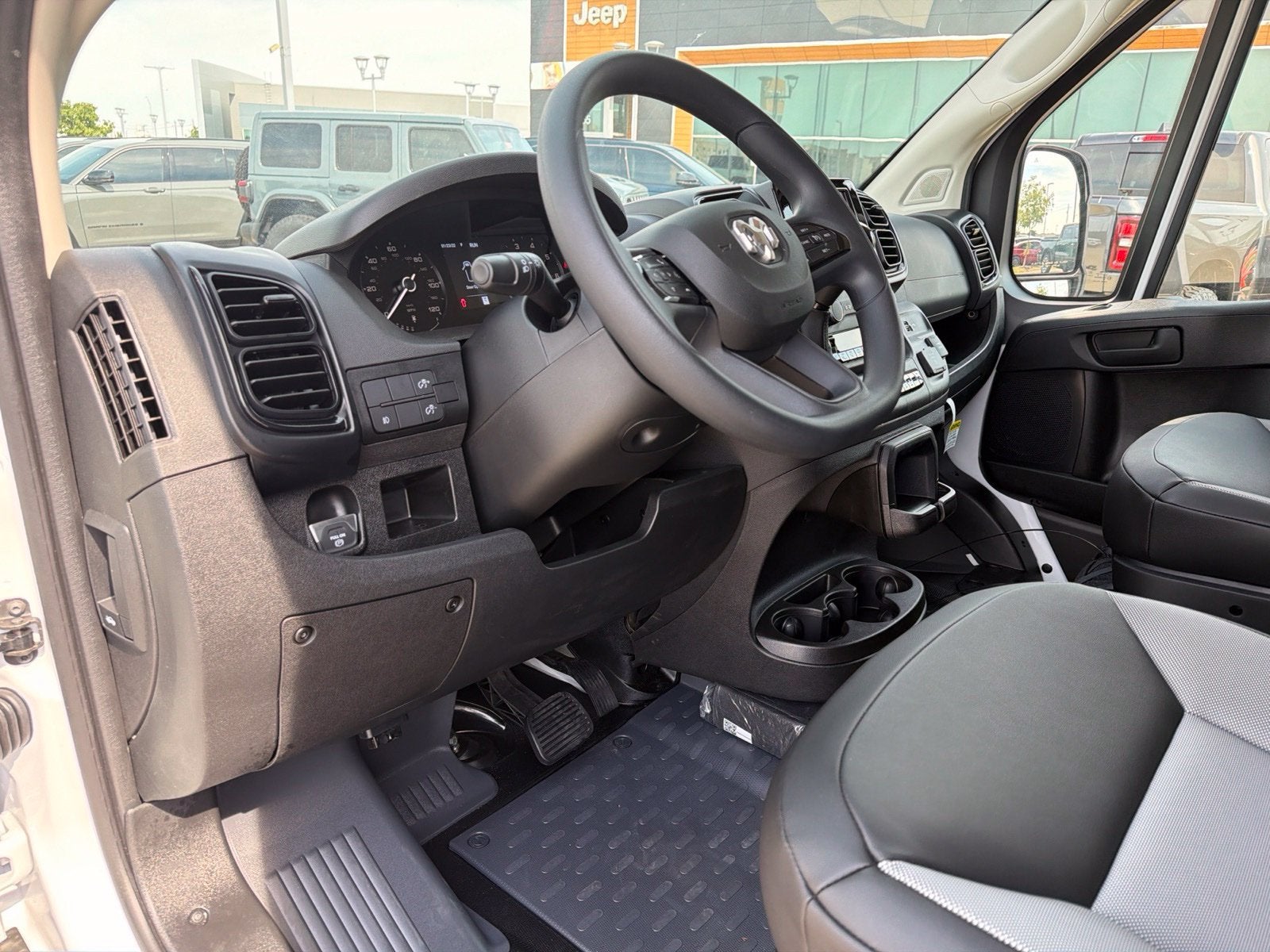 2027 RAM ProMaster Cargo Van Tradesman