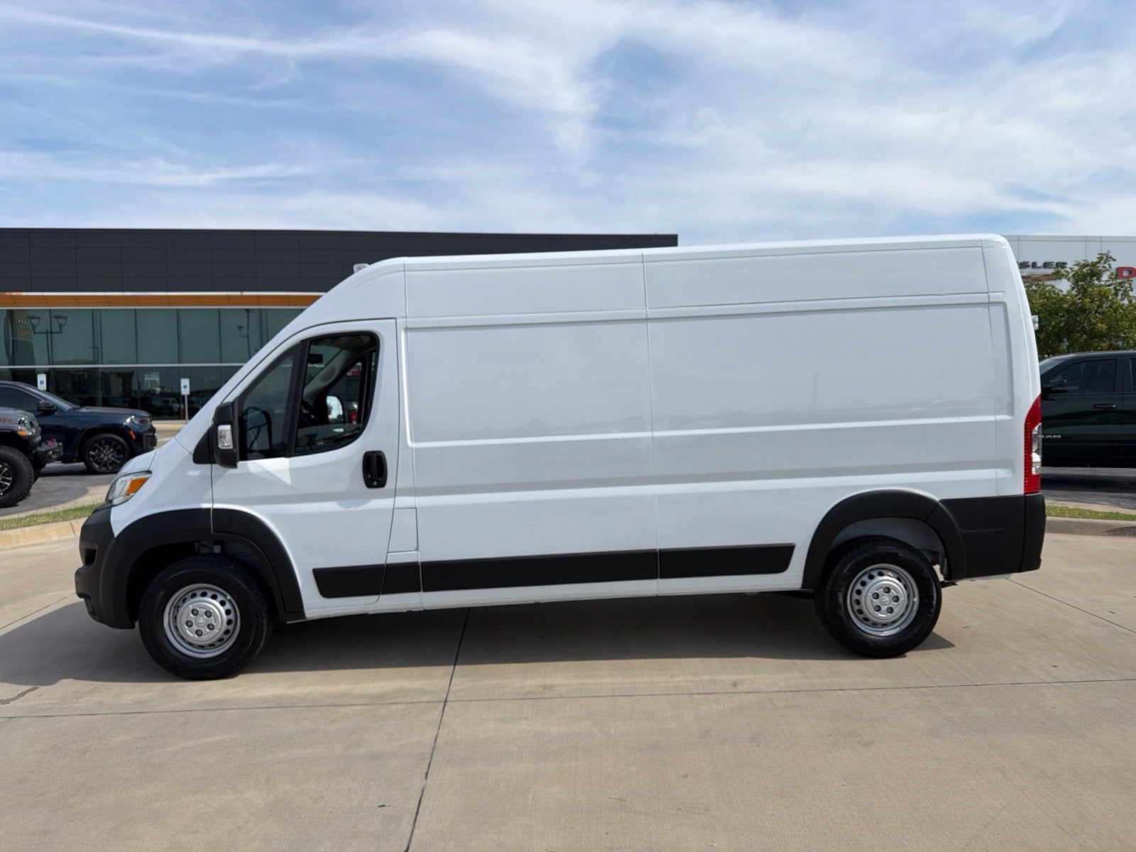 2027 RAM ProMaster Cargo Van Tradesman