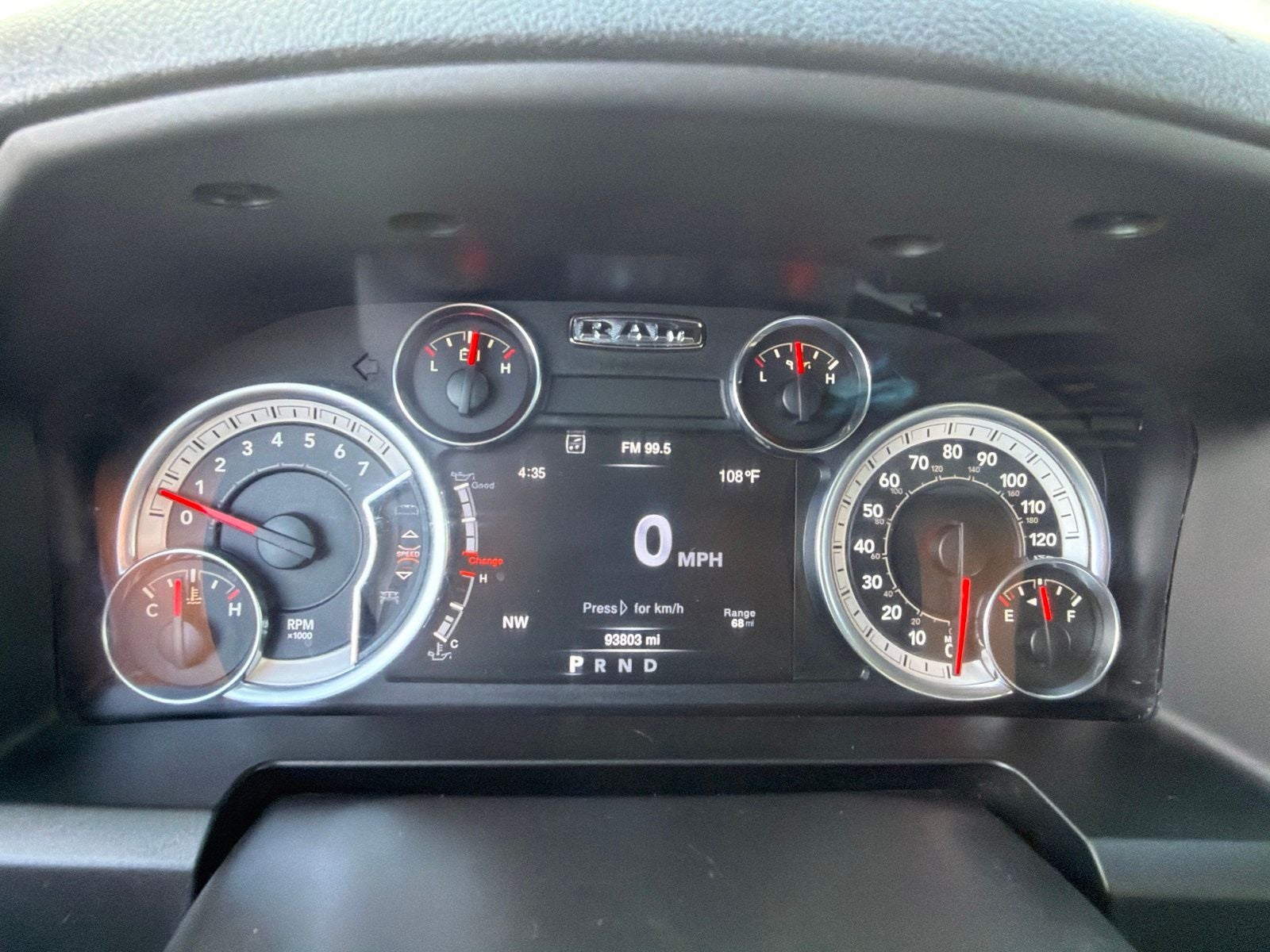 2023 RAM 1500 Classic SLT Crew Cab 4x4 5'7' Box
