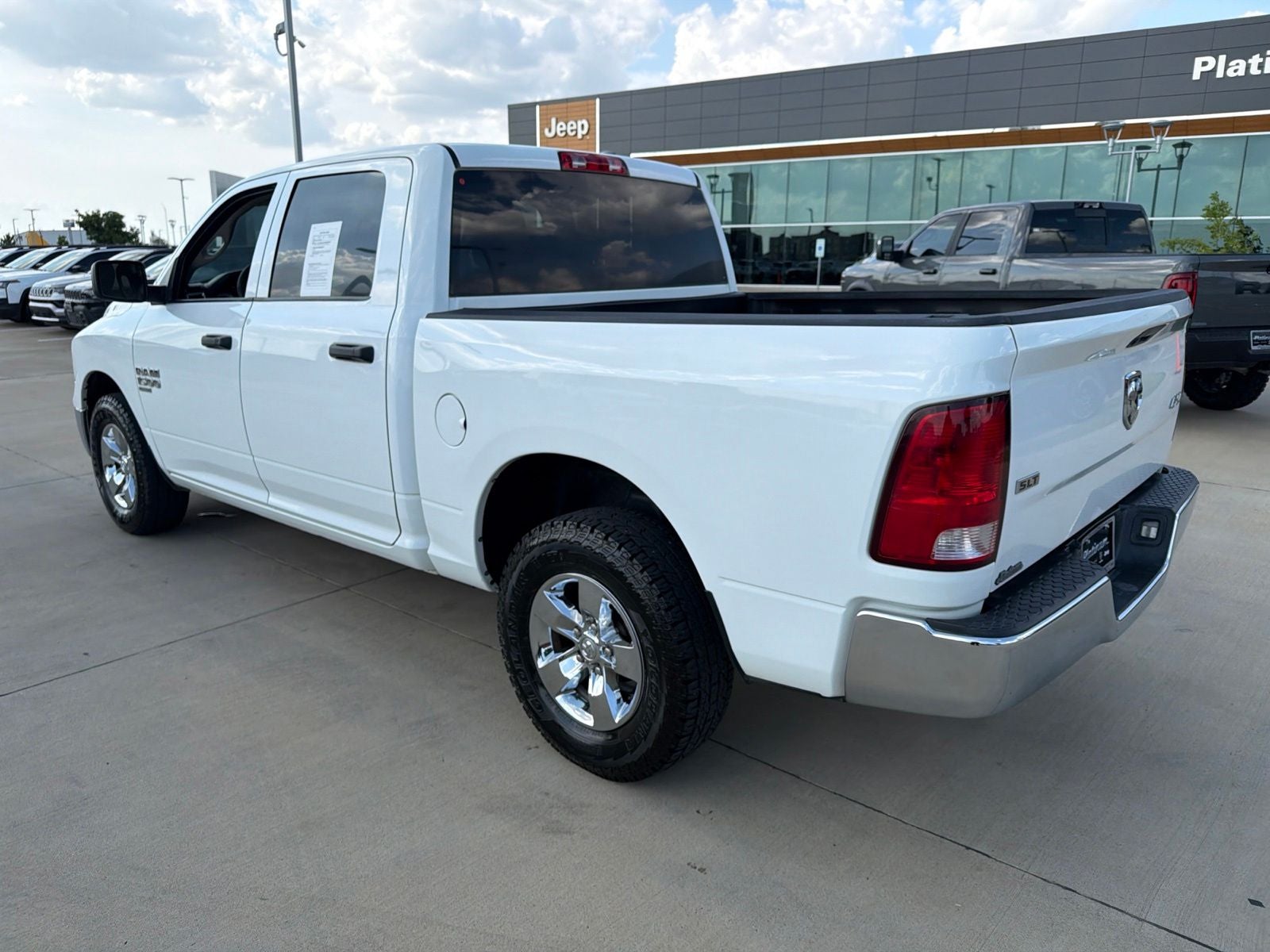 2023 RAM 1500 Classic SLT Crew Cab 4x4 5'7' Box