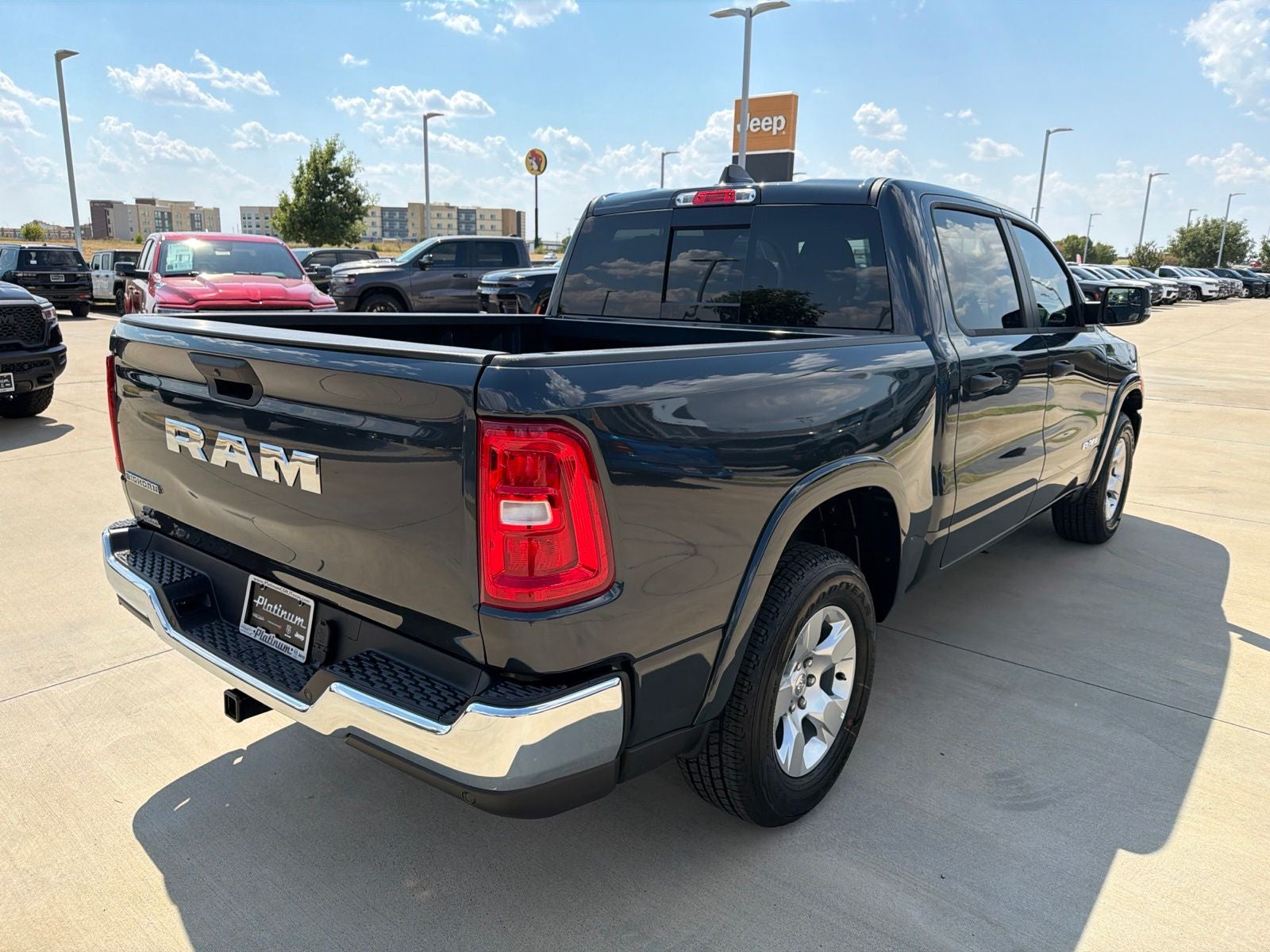 2026 RAM Ram 1500 RAM 1500 BIG HORN CREW CAB 4X2 5'7' BOX