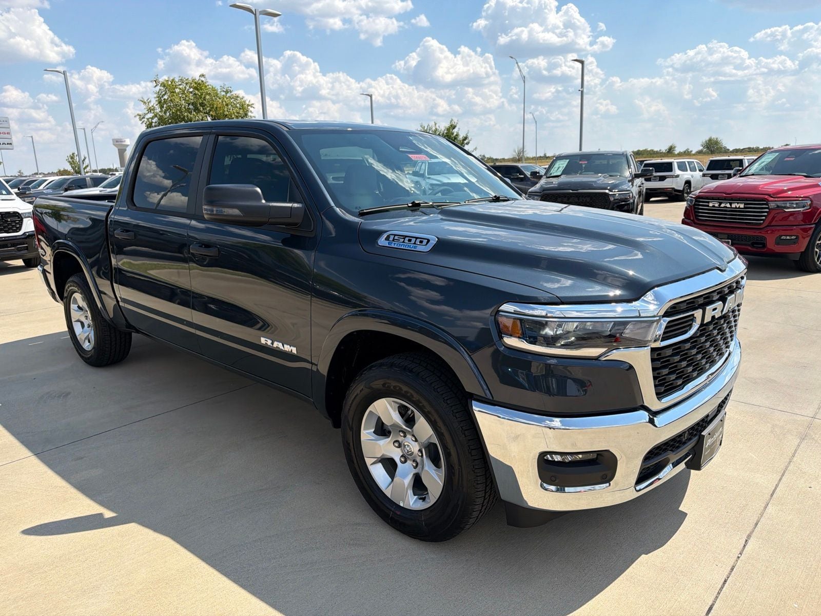 2026 RAM Ram 1500 RAM 1500 BIG HORN CREW CAB 4X2 5'7' BOX