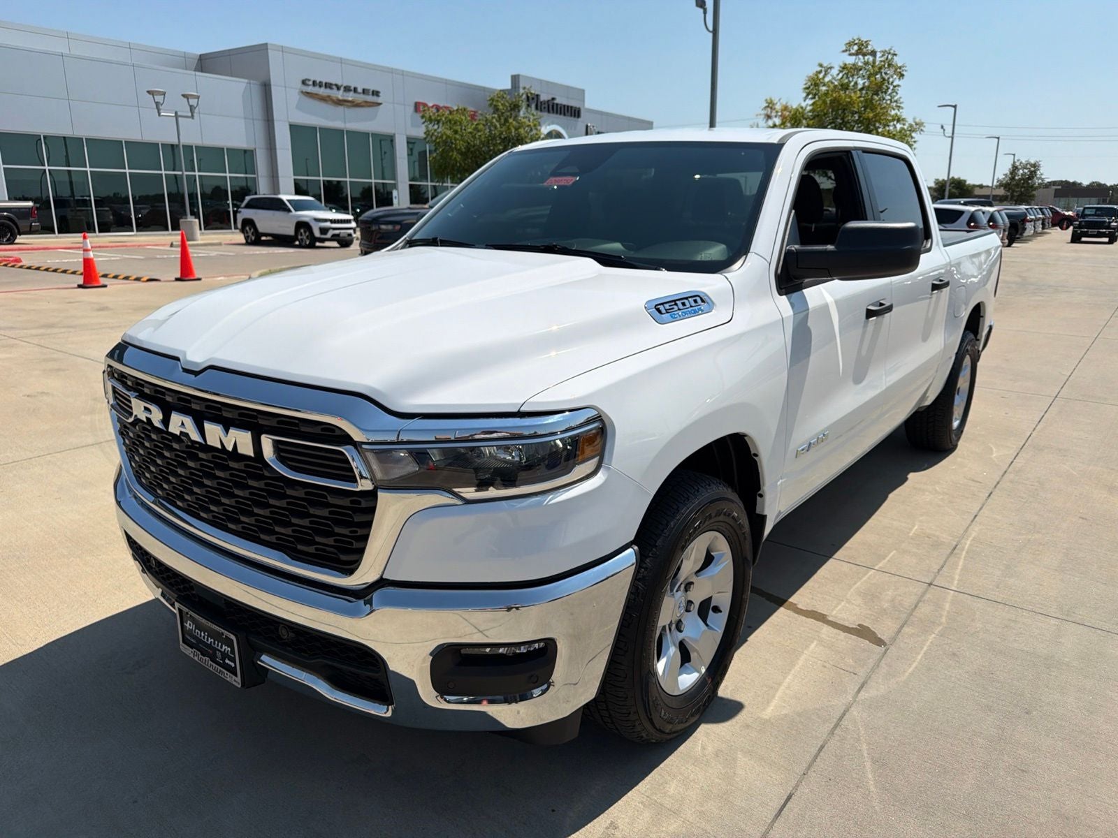 2026 RAM Ram 1500 RAM 1500 LONE STAR CREW CAB 4X2 5'7' BOX