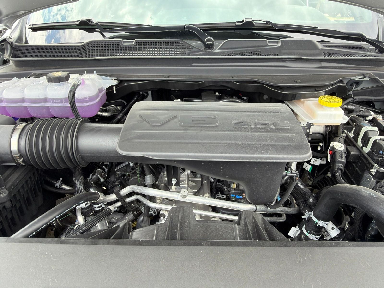 2026 RAM Ram 1500 RAM 1500 EXPRESS CREW CAB 4X4 5'7' BOX