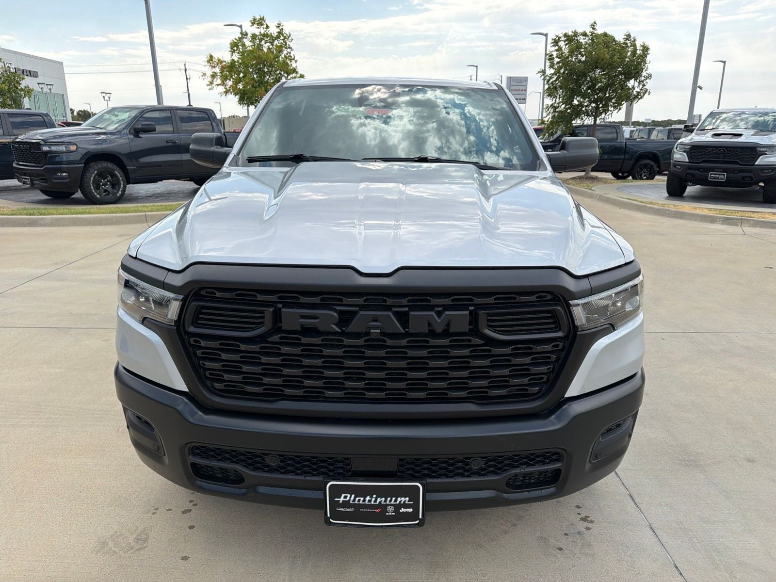 2026 RAM Ram 1500 RAM 1500 TRADESMAN CREW CAB 4X4 5'7' BOX