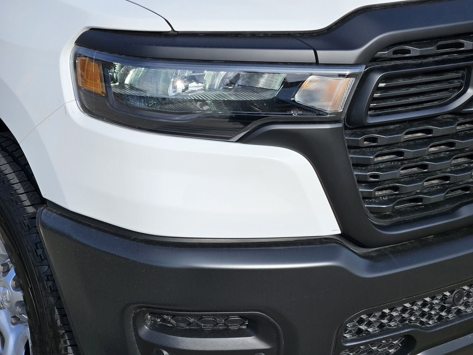 2026 RAM Ram 1500 RAM 1500 TRADESMAN CREW CAB 4X4 5'7' BOX