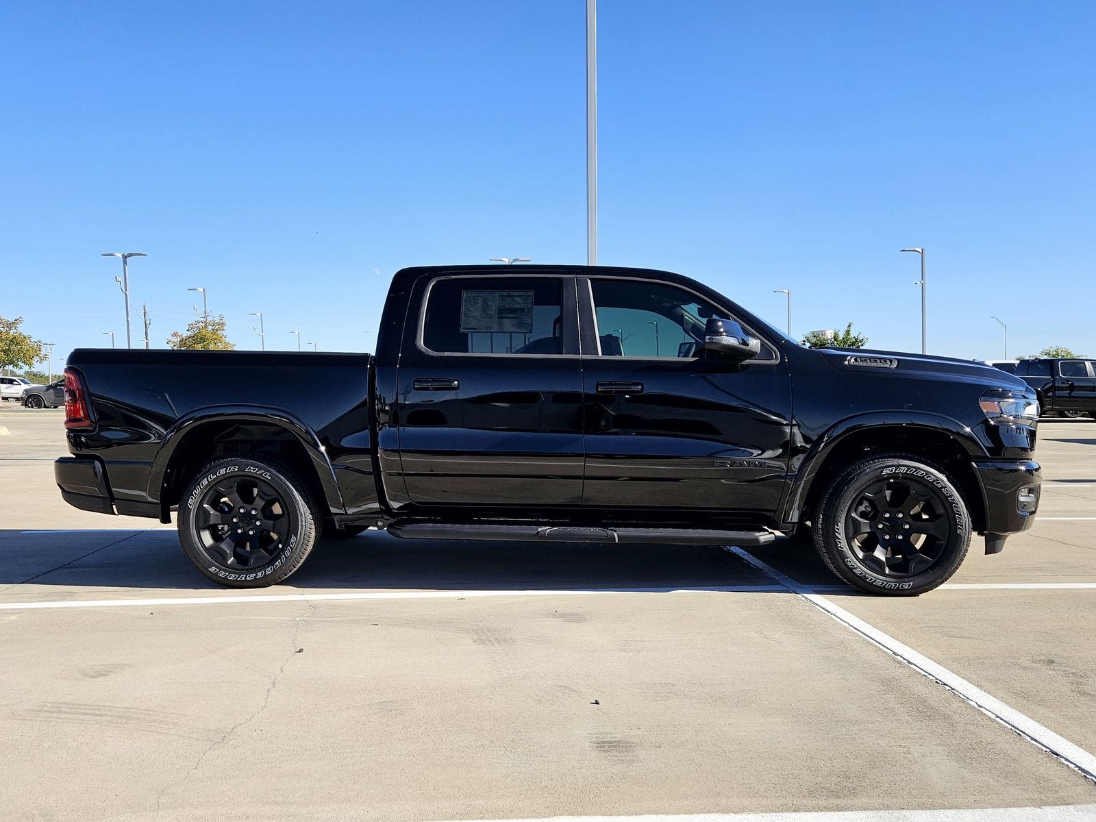 2026 RAM Ram 1500 RAM 1500 LONE STAR CREW CAB 4X4 5'7' BOX