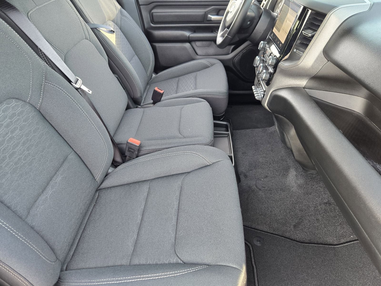 2026 RAM Ram 1500 RAM 1500 TRADESMAN CREW CAB 4X4 5'7' BOX