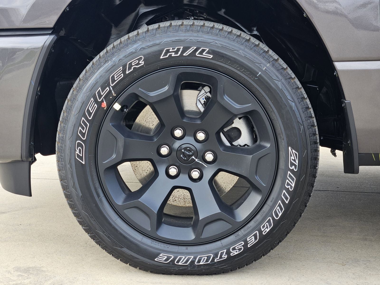 2026 RAM Ram 1500 RAM 1500 EXPRESS CREW CAB 4X4 5'7' BOX