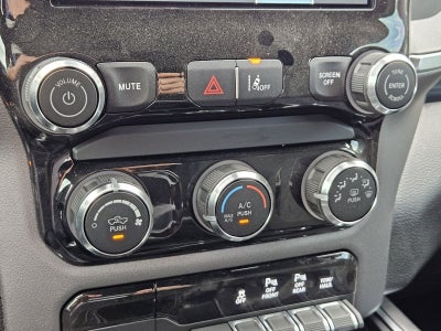 2026 RAM Ram 1500 RAM 1500 EXPRESS CREW CAB 4X4 5'7' BOX