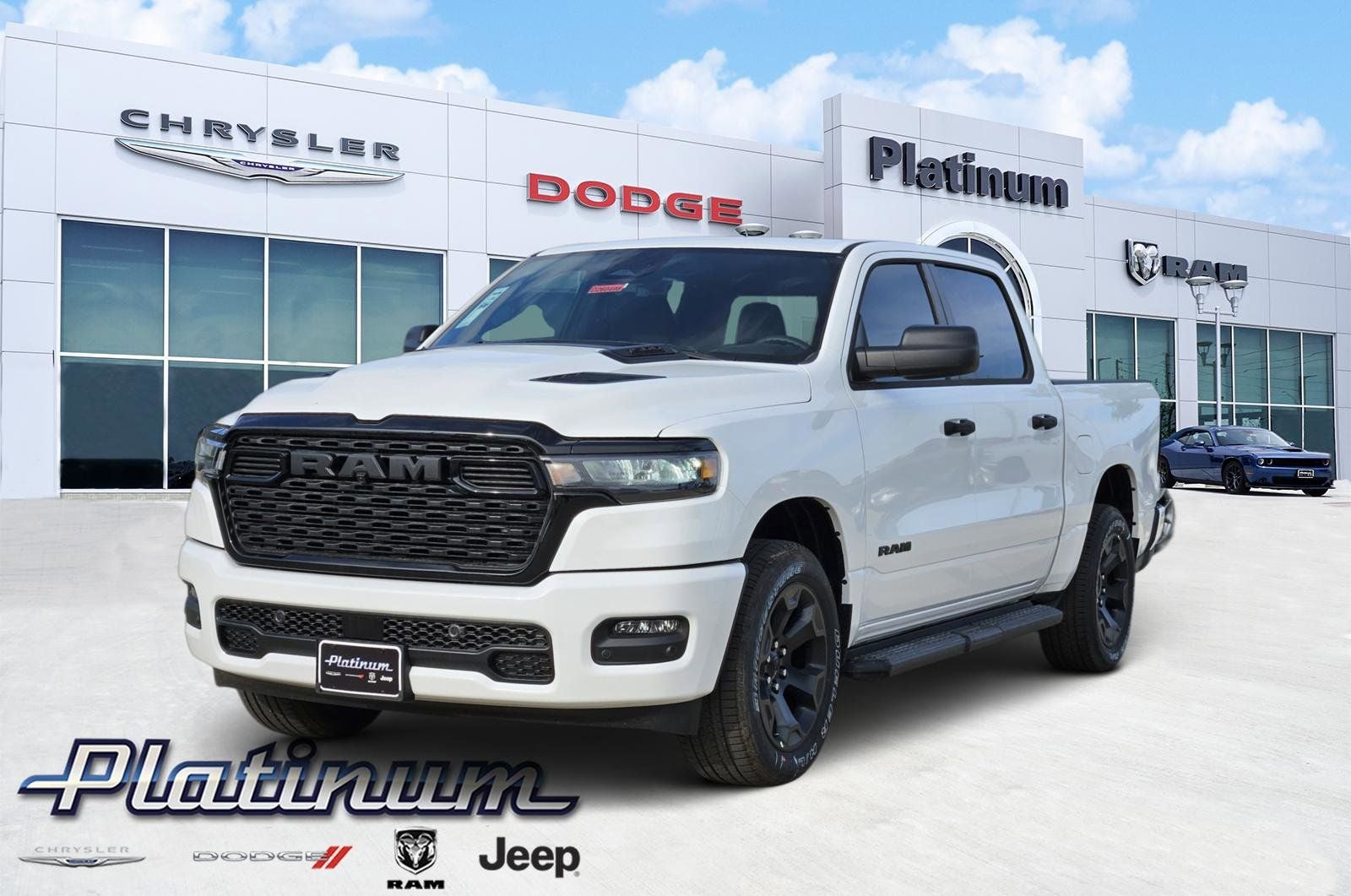 2026 RAM Ram 1500 RAM 1500 EXPRESS CREW CAB 4X4 5'7' BOX
