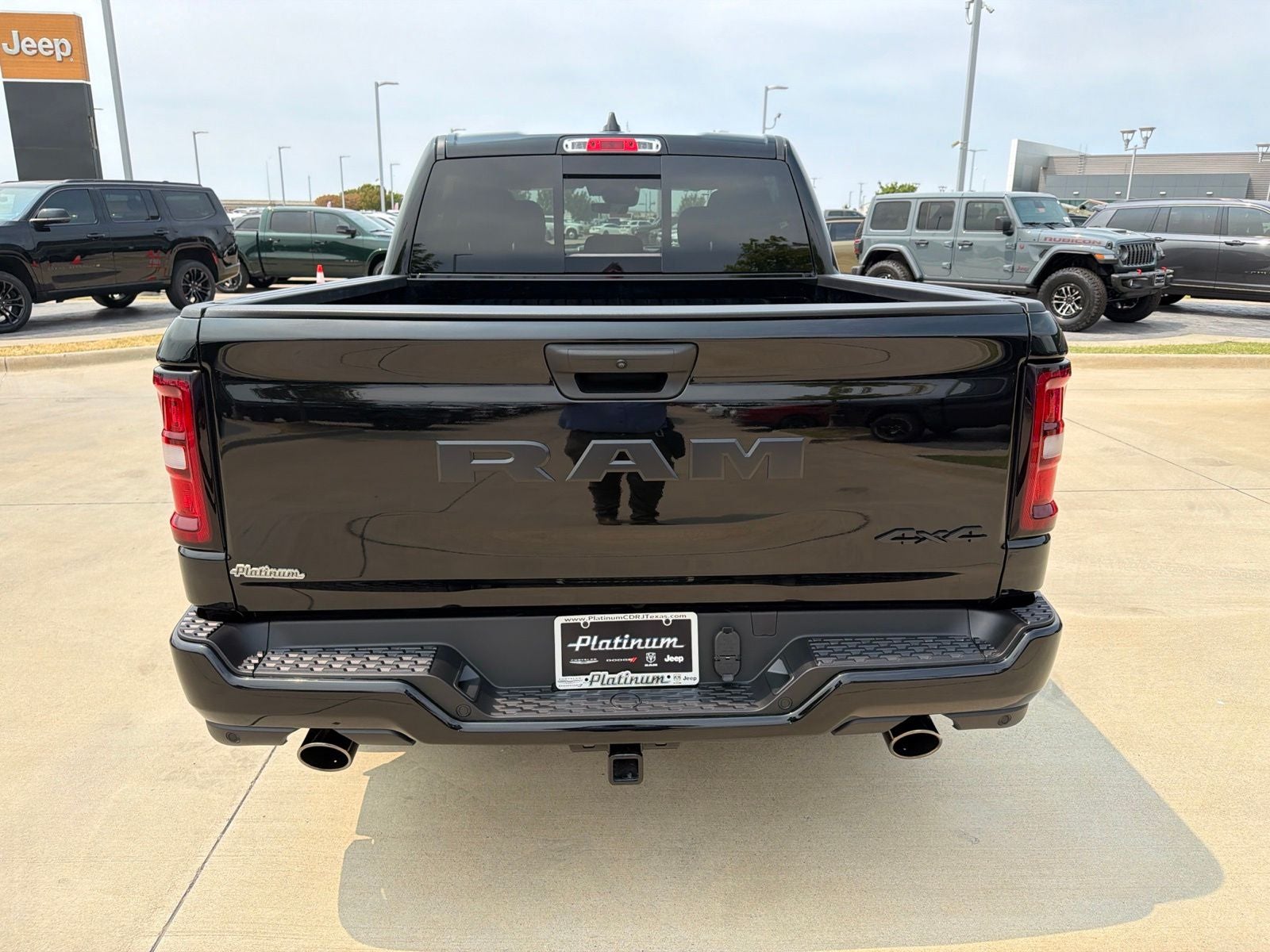 2026 RAM Ram 1500 RAM 1500 EXPRESS CREW CAB 4X4 5'7' BOX