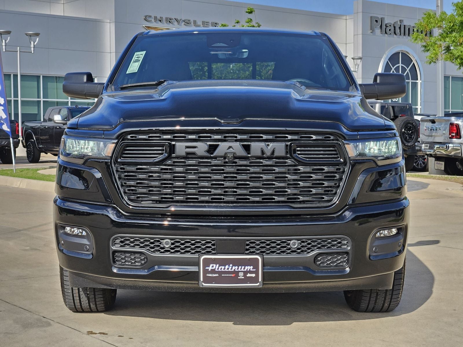 2026 RAM Ram 1500 RAM 1500 EXPRESS CREW CAB 4X4 5'7' BOX