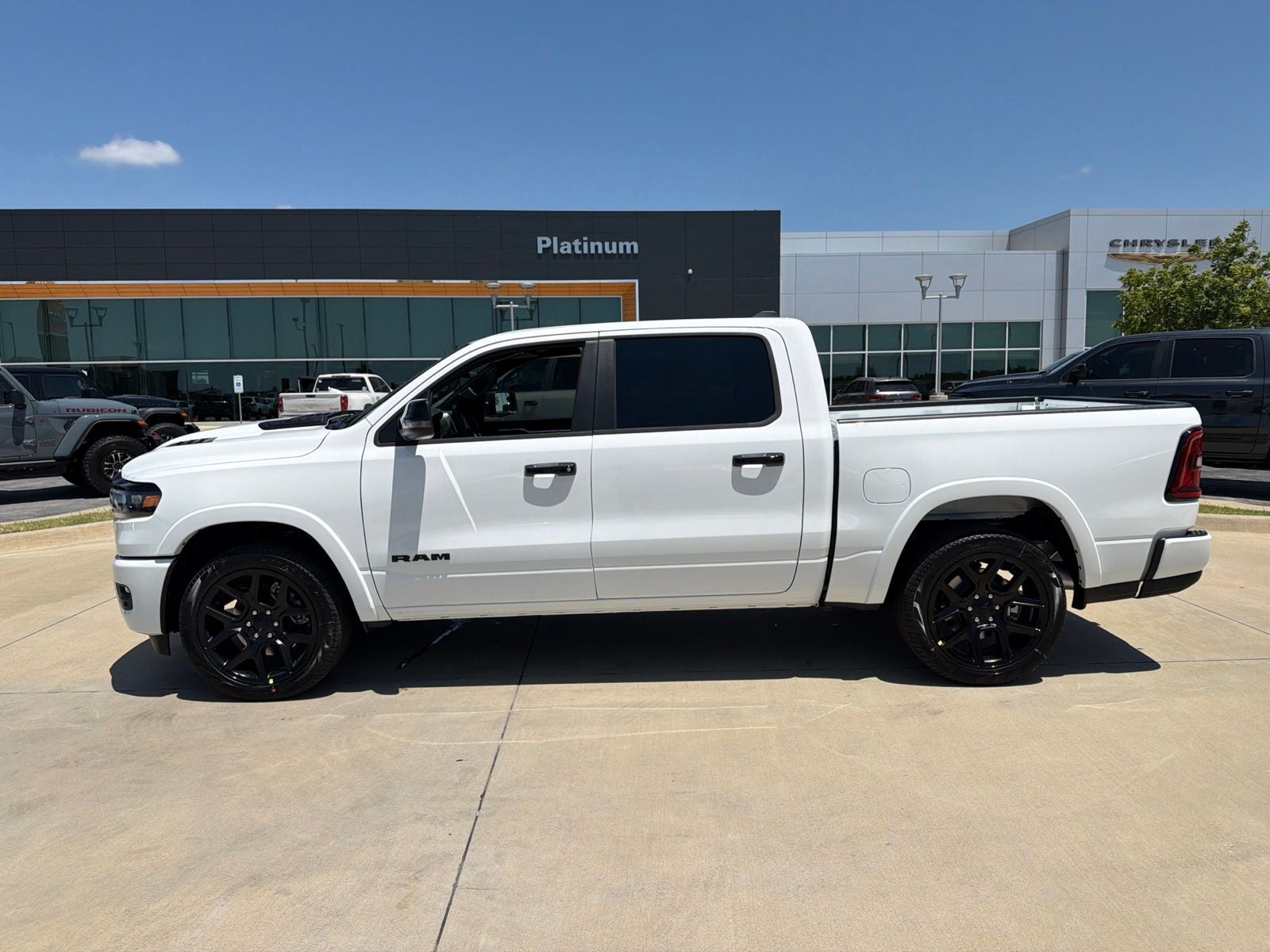 2026 RAM Ram 1500 RAM 1500 LARAMIE CREW CAB 4X4 5'7' BOX