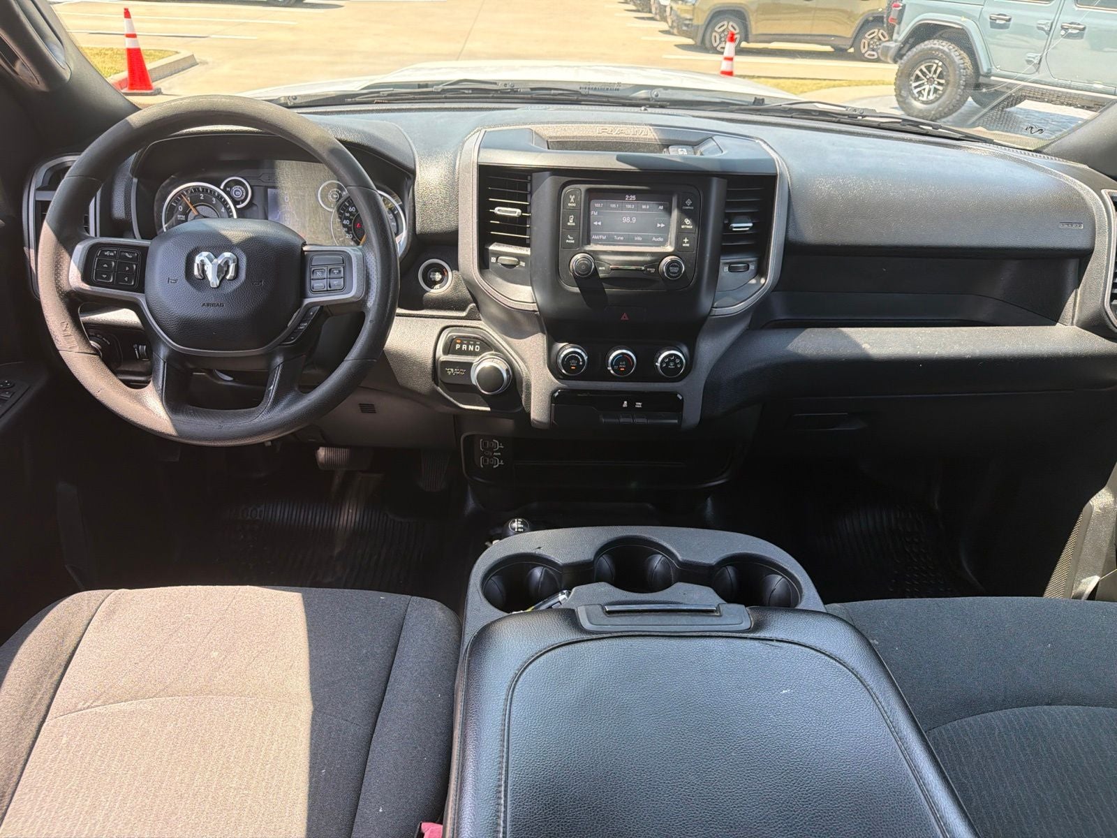 2022 RAM Ram 2500 Tradesman Crew Cab 4x4 6'4' Box
