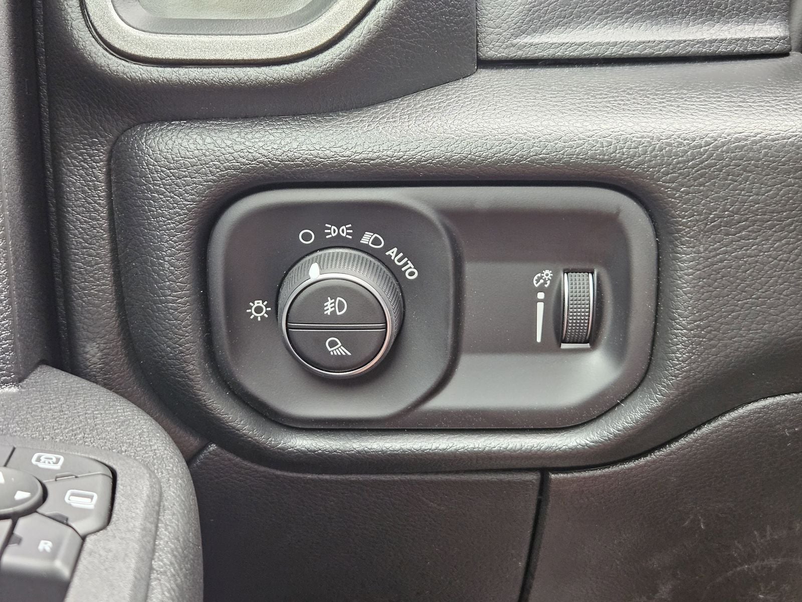 2026 RAM Ram 2500 RAM 2500 WARLOCK CREW CAB 4X4 6'4' BOX