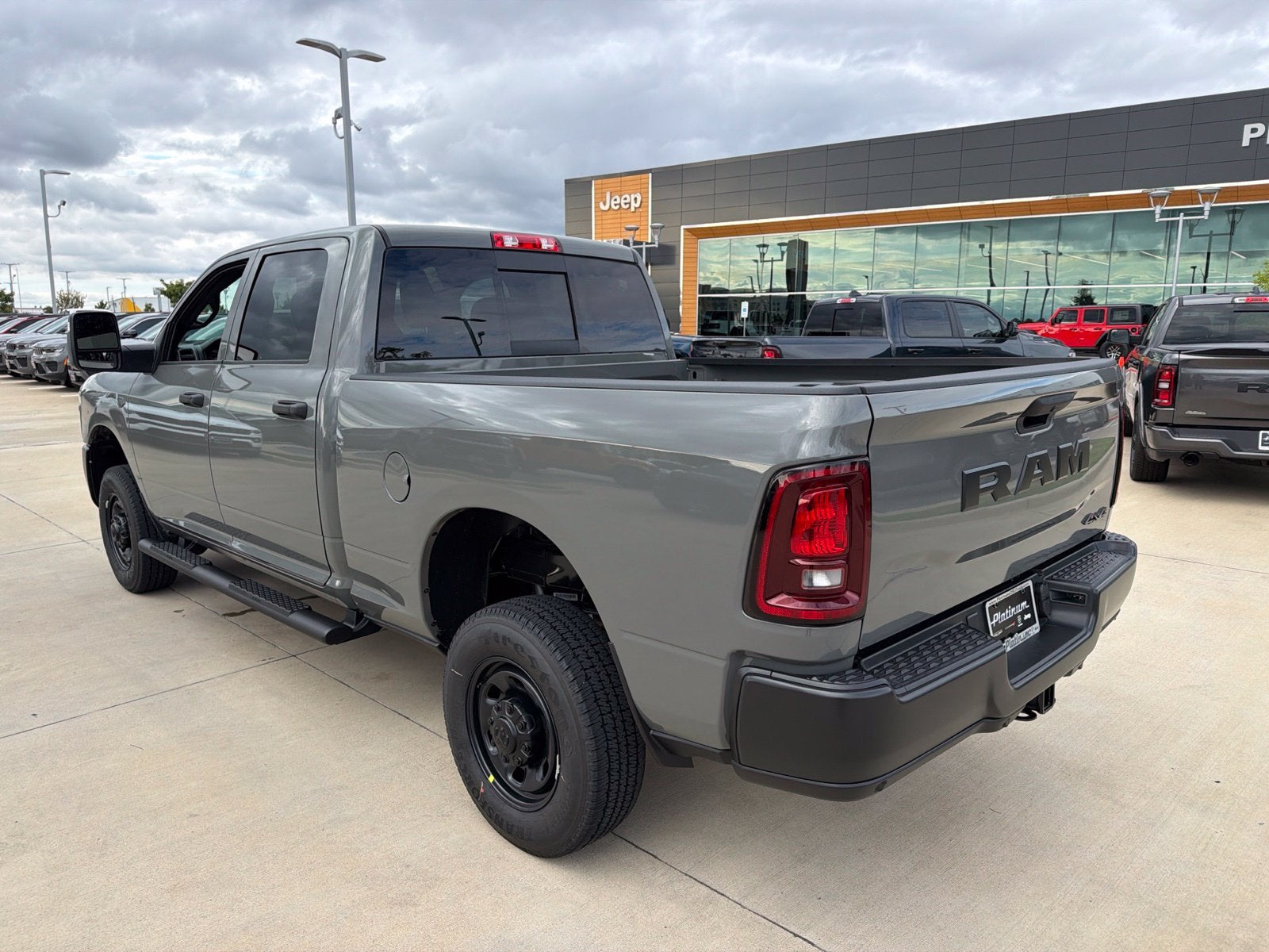 2027 RAM Ram 2500 RAM 2500 TRADESMAN CREW CAB 4X4 6'4' BOX