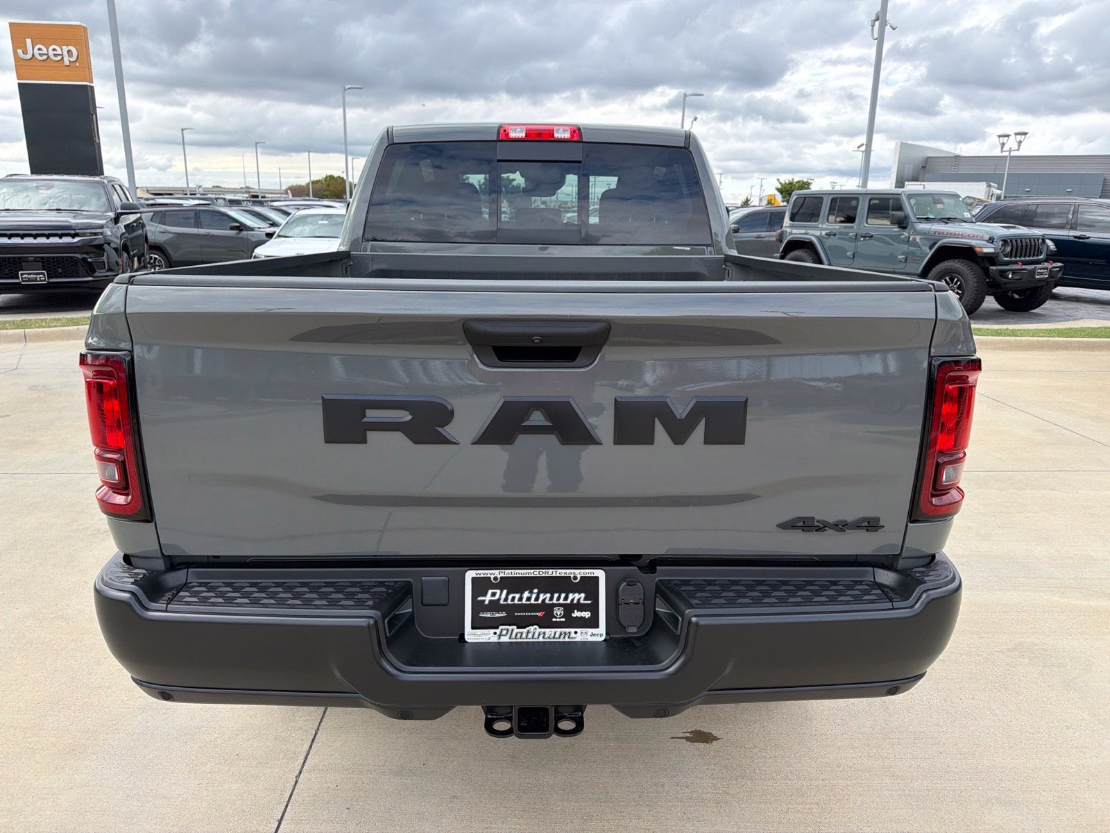 2027 RAM Ram 2500 RAM 2500 TRADESMAN CREW CAB 4X4 6'4' BOX