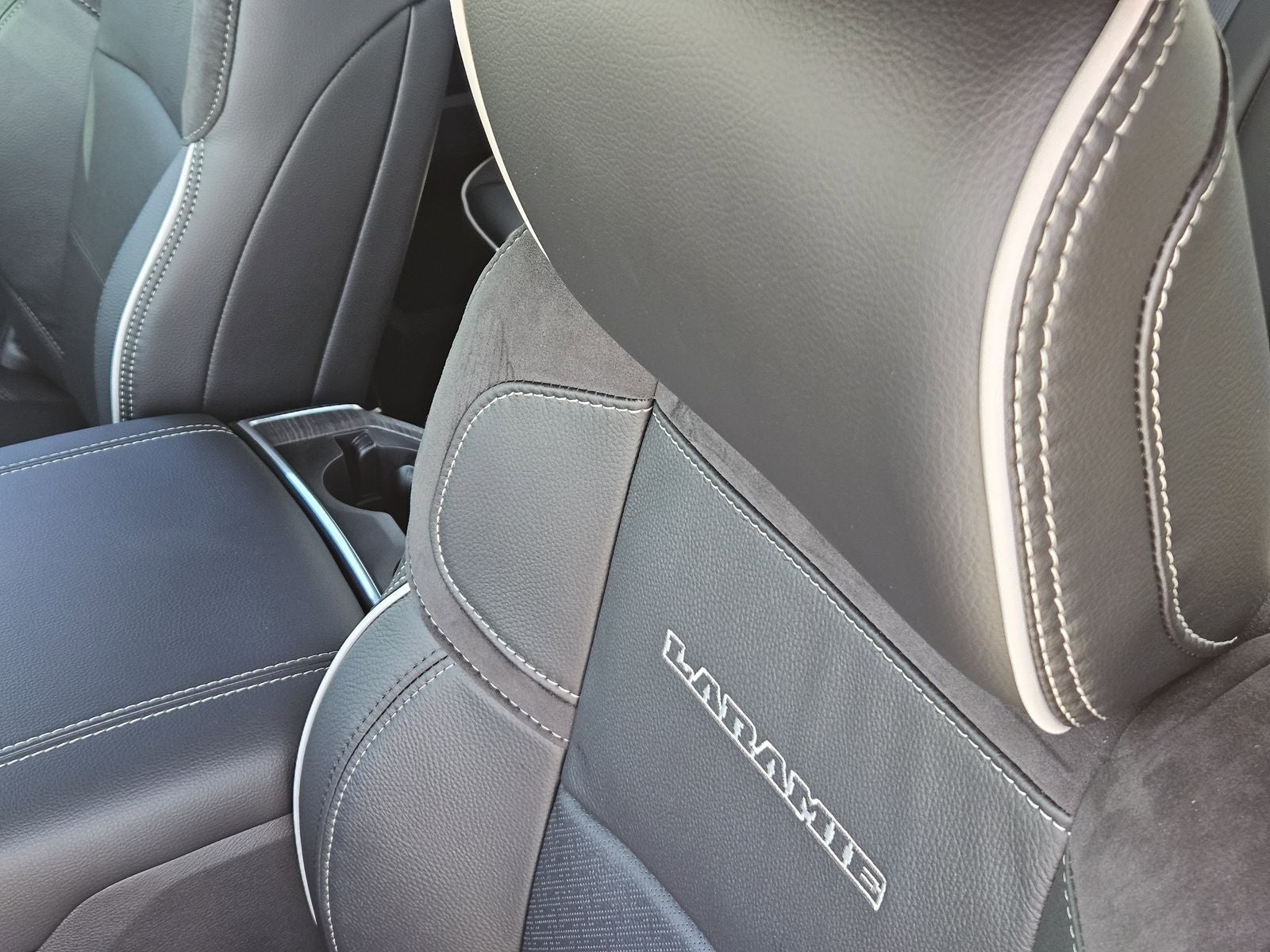 2026 RAM Ram 2500 RAM 2500 LARAMIE CREW CAB 4X4 6'4' BOX