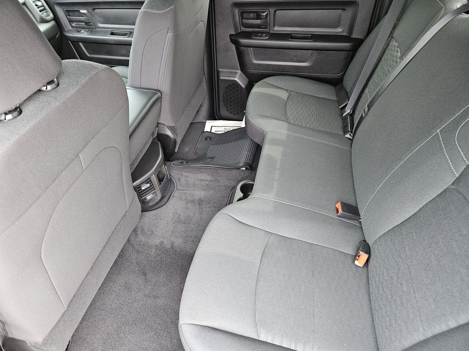 2025 RAM Ram 2500 Tradesman Crew Cab 4x4 8' Box