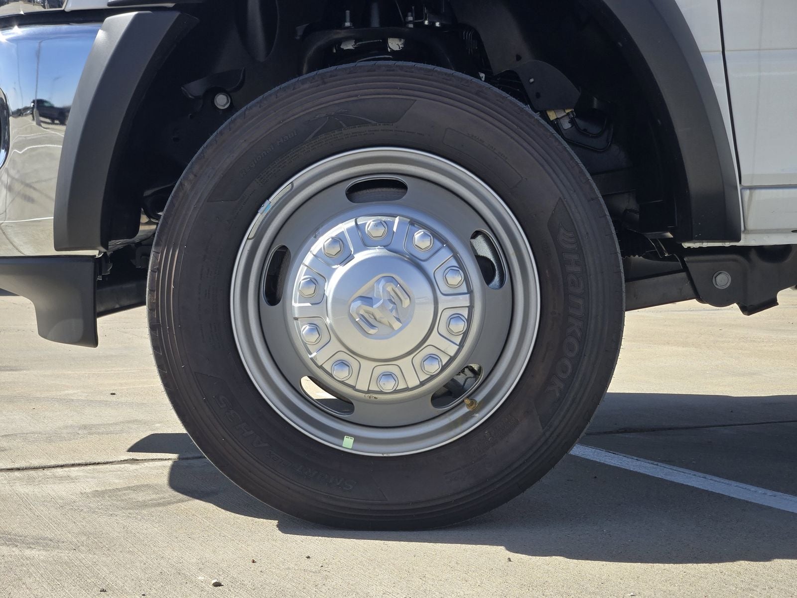 2026 RAM Ram 5500 Chassis Cab RAM 5500 TRADESMAN CHASSIS CREW CAB 4X4 84' CA