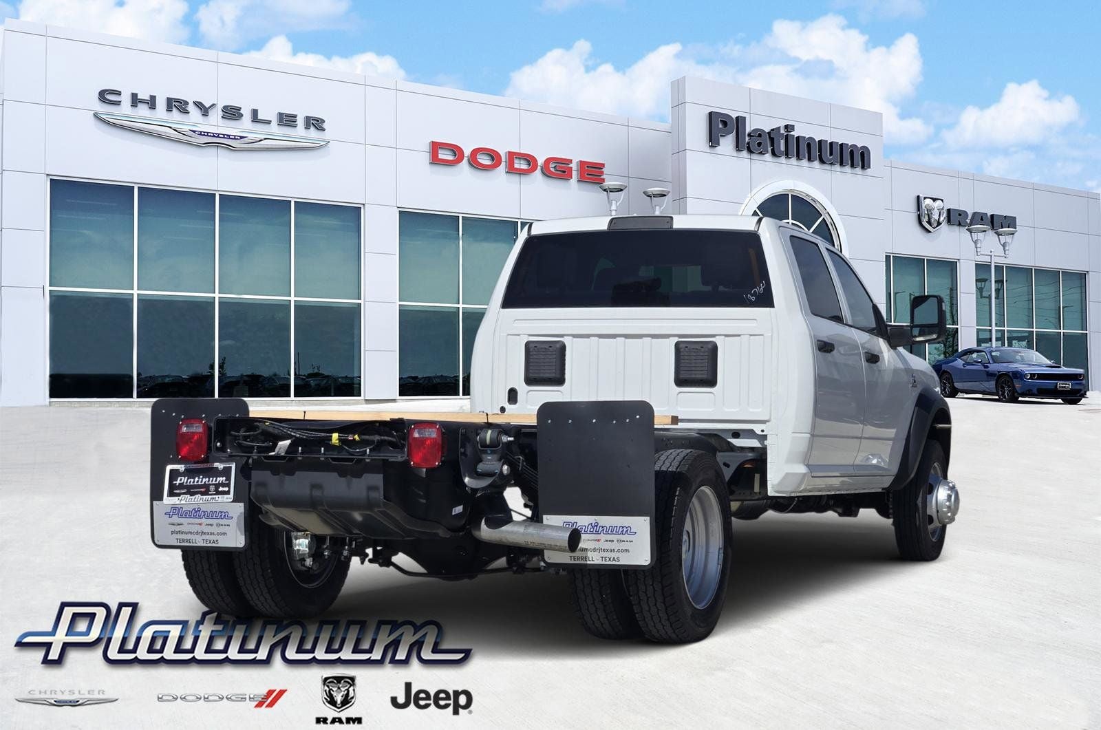 2026 RAM Ram 5500 Chassis Cab RAM 5500 TRADESMAN CHASSIS CREW CAB 4X4 84' CA