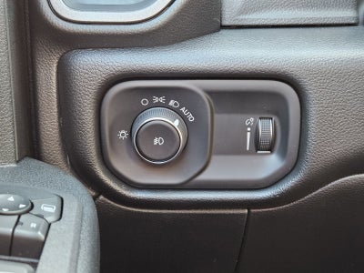 2026 RAM Ram 5500 Chassis Cab RAM 5500 TRADESMAN CHASSIS CREW CAB 4X4 84' CA