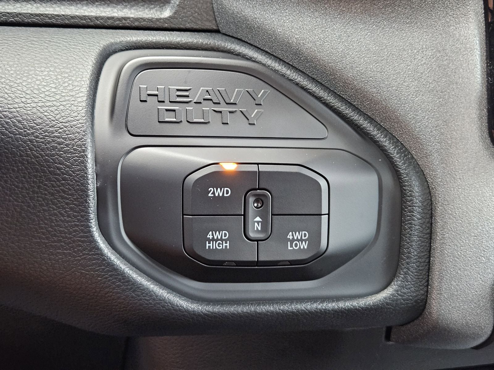 2025 RAM Ram 3500 Chassis Cab RAM 3500 TRADESMAN CREW CAB CHASSIS 4X4 60' CA