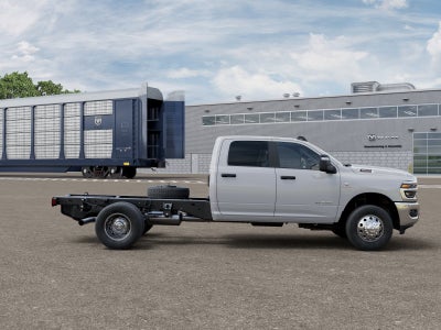 2026 RAM Ram 3500 Chassis Cab RAM 3500 BIG HORN CREW CAB CHASSIS 4X4 60' CA