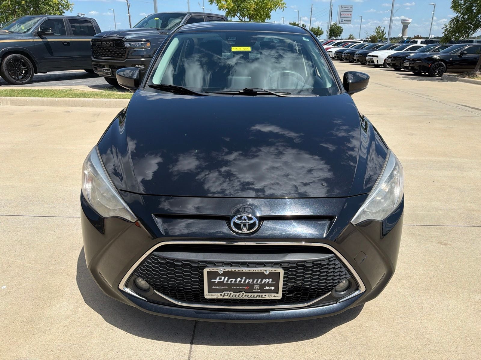 2019 Toyota Yaris L