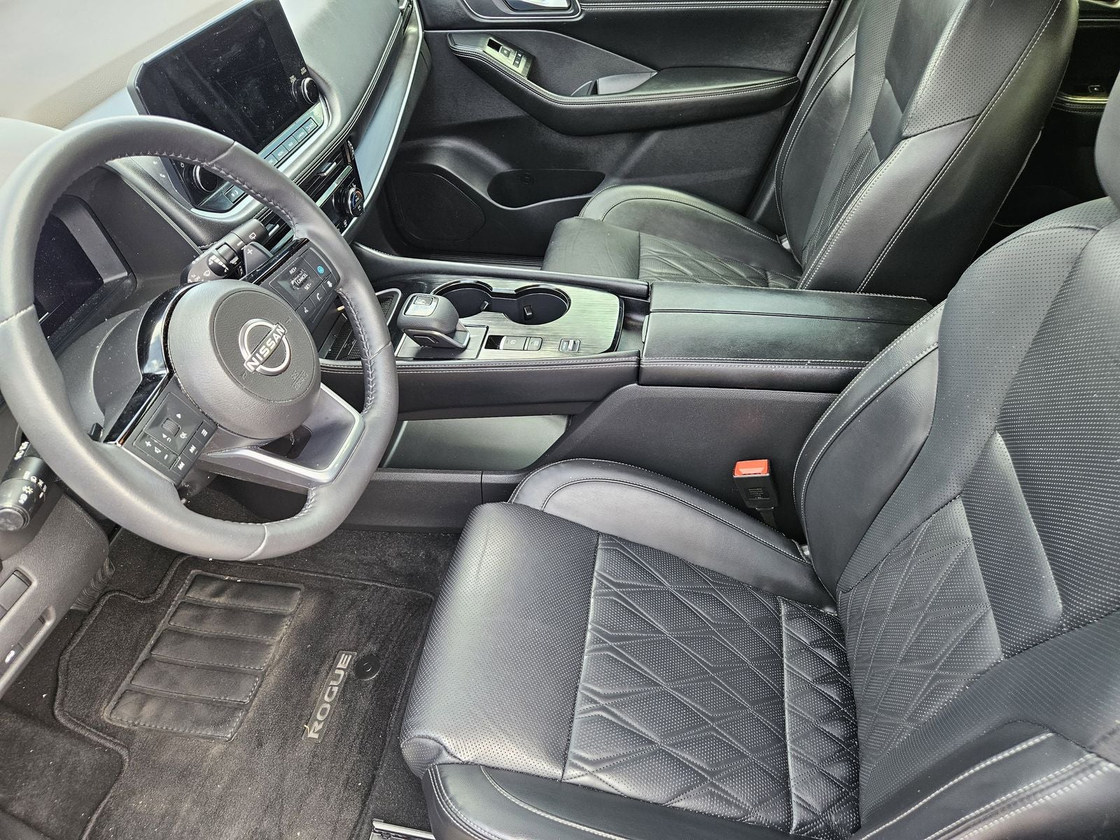 2023 Nissan Rogue Platinum FWD