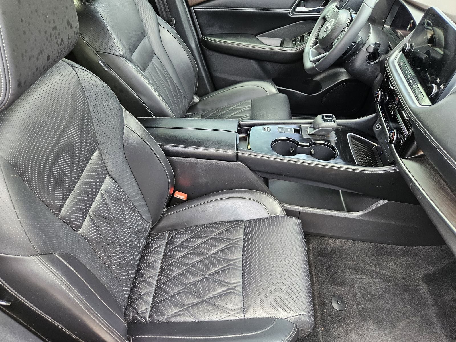 2023 Nissan Rogue Platinum FWD