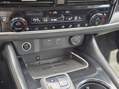 2023 Nissan Rogue Platinum FWD