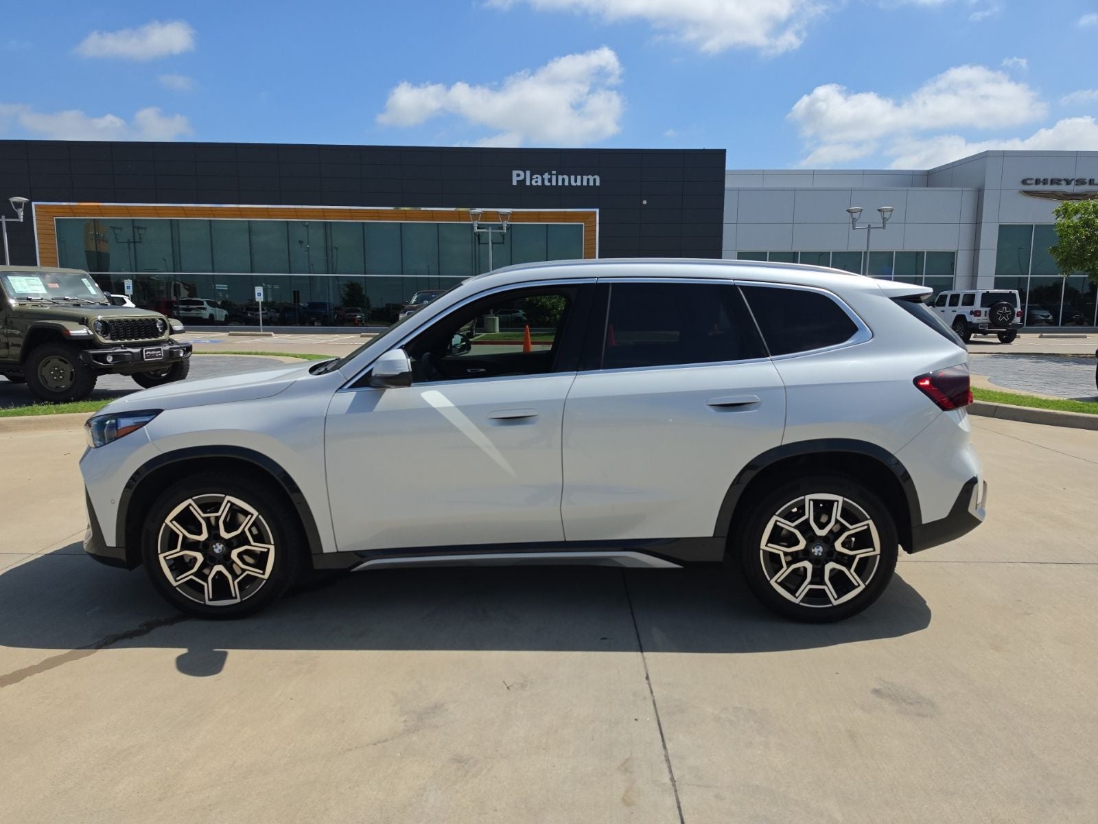 2025 BMW X1 xDrive28i